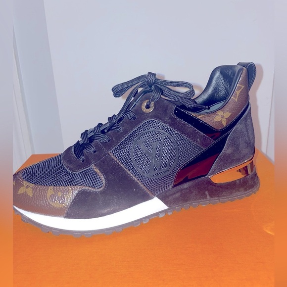 Louis Vuitton sneakers size 36 - Picture 1 of 6